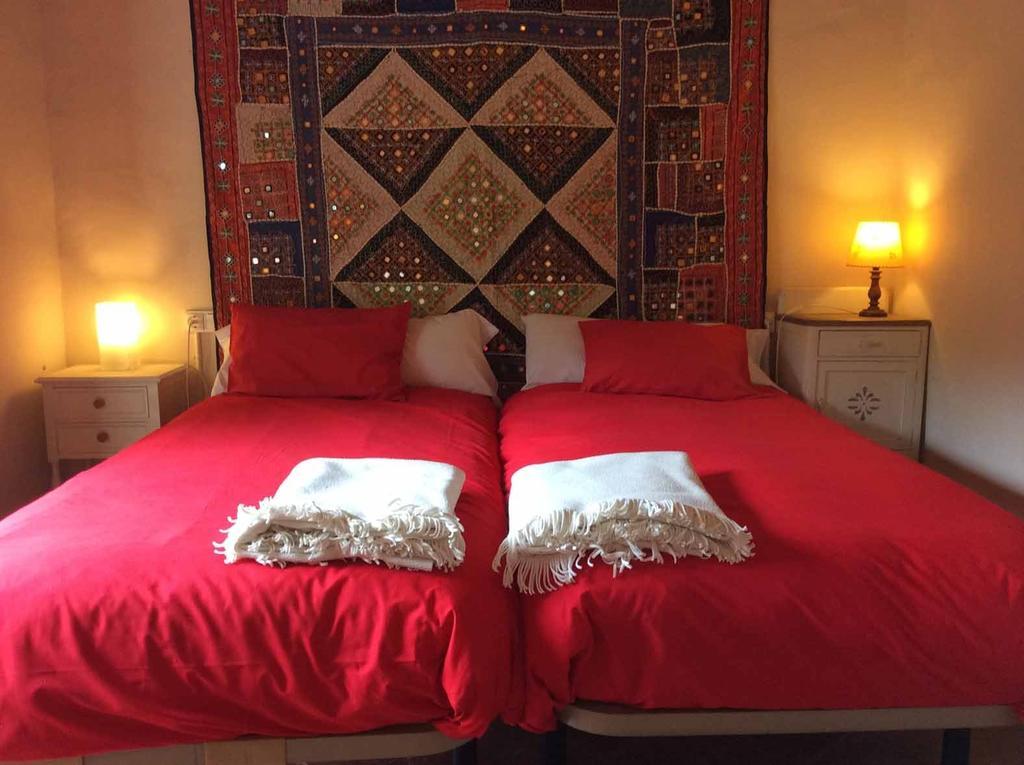 Villa La Casanova De Beuda Zimmer foto